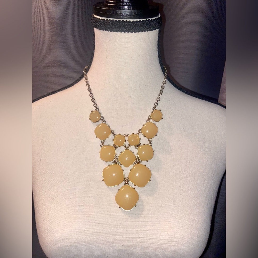 Women’s cascading metal necklace‎ ocre yellow stone imitation for costume event